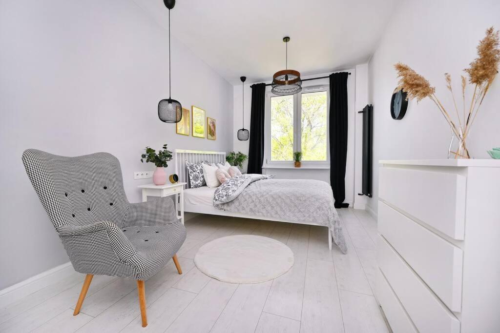 Saska Kepa -Ul. Francuska 2' Min Apartment Warsaw Exterior photo