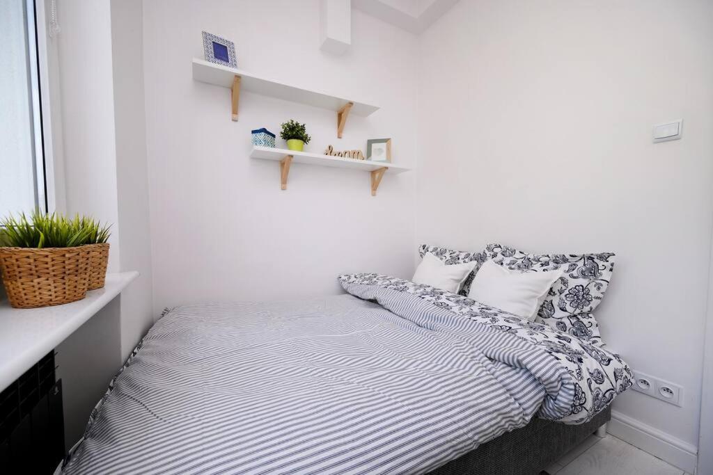 Saska Kepa -Ul. Francuska 2' Min Apartment Warsaw Exterior photo