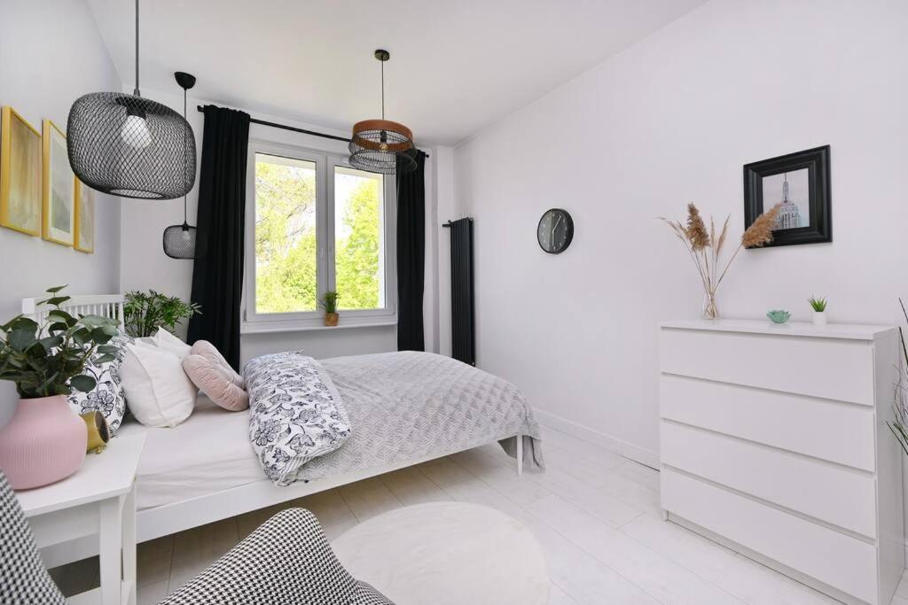 Saska Kepa -Ul. Francuska 2' Min Apartment Warsaw Exterior photo
